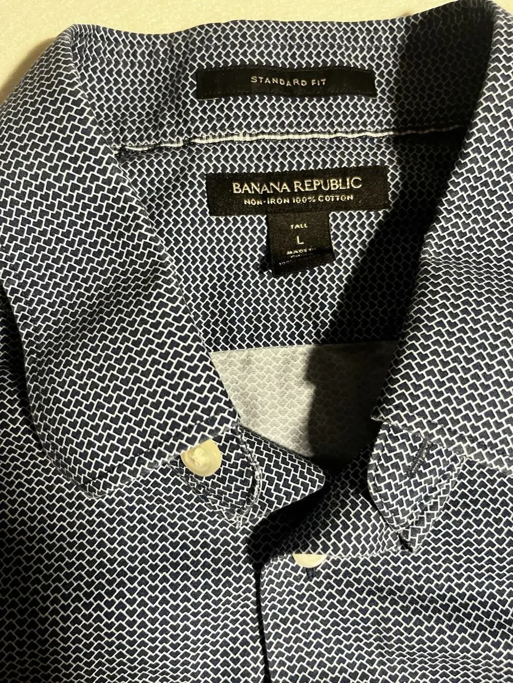 Banana Republic Mens Large Standard Fit Non Iron Blue Geometric Dress Shirt